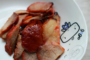 廣式蜜汁叉燒的簡單家庭做法 入味的關鍵是腌制時間