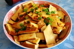 麻辣香干的做法視頻