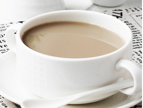 喝豆?jié){六不宜 飲用豆?jié){需注意事項