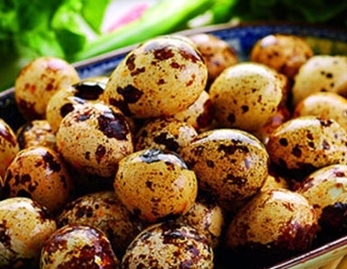 這物堅持吃它白發(fā)變黑發(fā) 雖小功效驚人