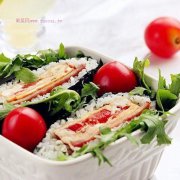 海苔飯團(tuán)便當(dāng)?shù)淖龇? onerror=