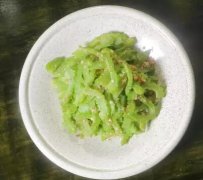 蒜蓉拌苦瓜的做法視頻