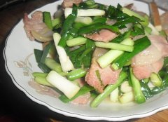 青蒜咸肉炒干子的做法視頻