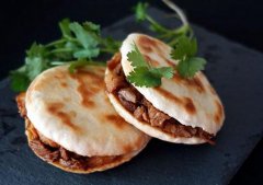 靈寶肉夾饃的做法視頻