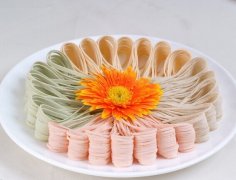 七彩面條的做法