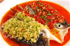 剁椒魚(yú)頭的做法