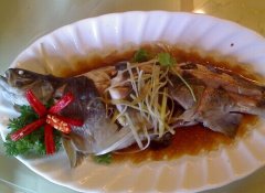 清蒸虹鱒魚(yú)的做法