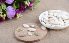 吃南瓜子可以打蟲嗎 南瓜子怎么吃打蟲效果好