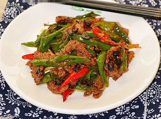 湖南農(nóng)家小炒肉的做法