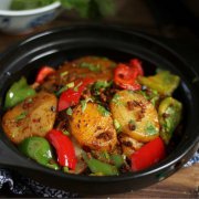 香辣干鍋土豆的做法