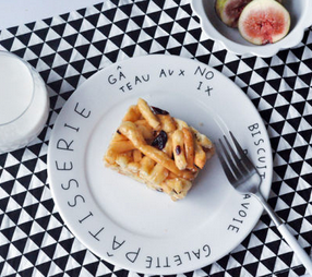 蔓越莓薩琪瑪?shù)募页Ｗ龇? data-KHXd=