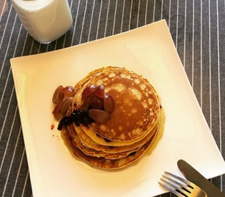 藍(lán)莓醬松餅的家常做法