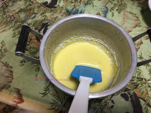 戚風(fēng)蛋糕6寸的做法