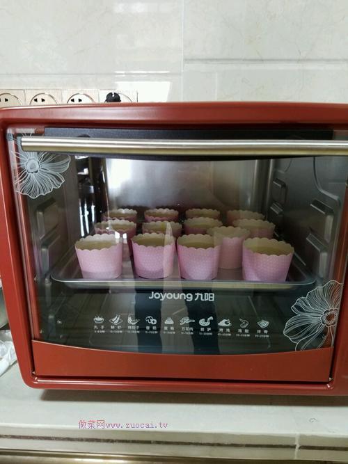 紙杯戚風(fēng)蛋糕的做法