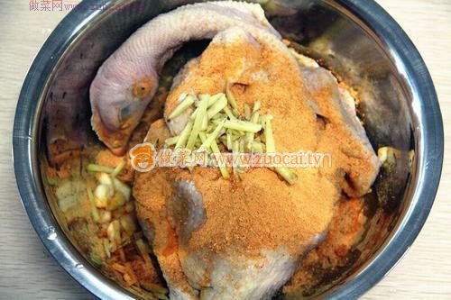 餐桌上雞情四射，比肯德基還美味的奧爾良烤雞的做法