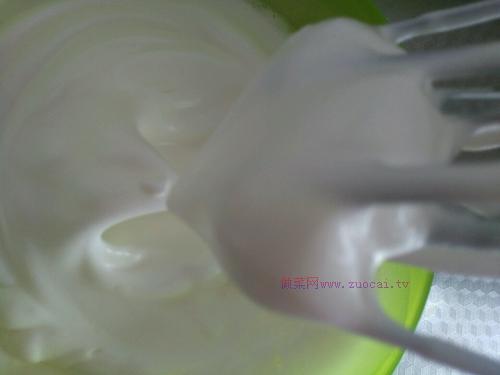 草莓醬蛋糕卷的做法