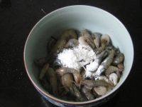 避風(fēng)塘蝦的做法步驟5