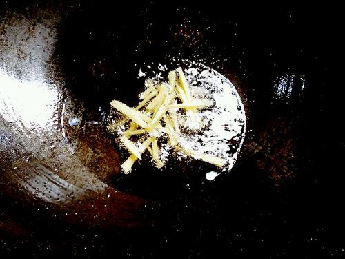 干煸椒鹽排骨的做法