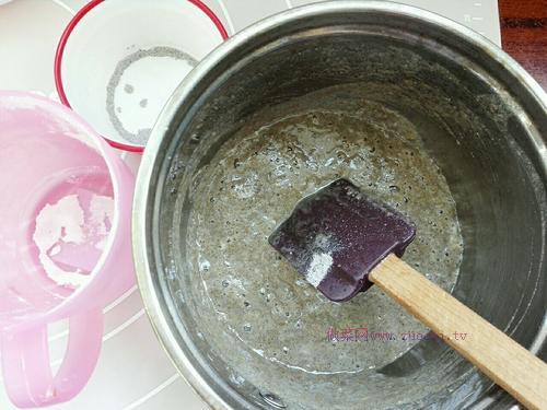 黑米燙面戚風(fēng)的做法