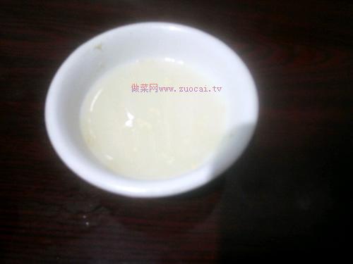 三合面發(fā)面餅的做法