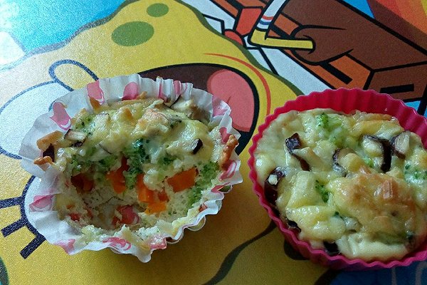 輔食推薦：雞蛋蔬菜杯，讓寶寶愛上蔬菜的做法