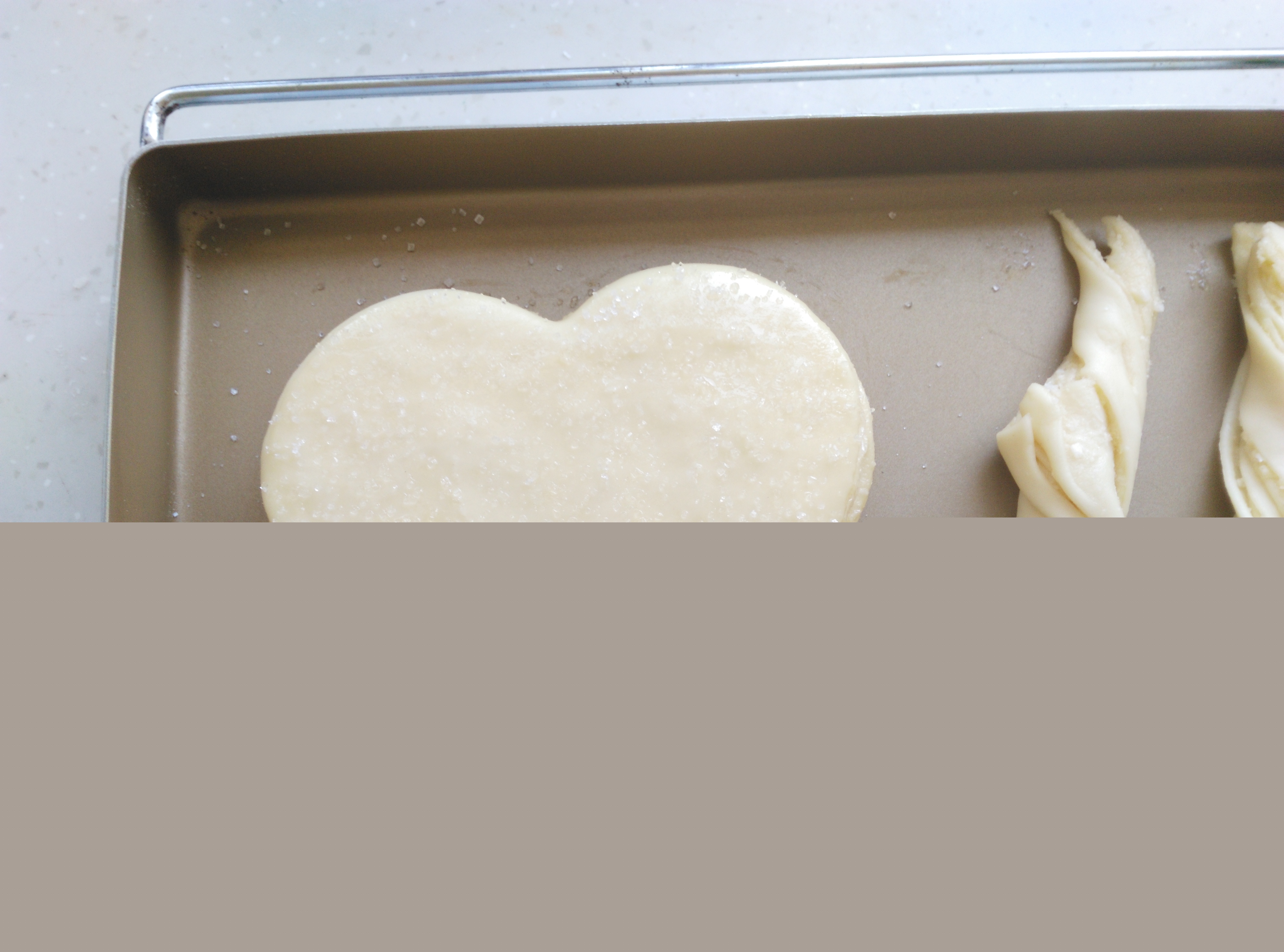 愛心椰蓉千層面包