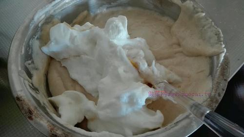 咖啡戚風(fēng)蛋糕的做法