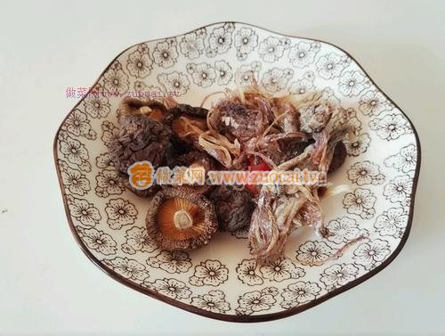 卷心菜燜飯(電壓鍋版)的做法