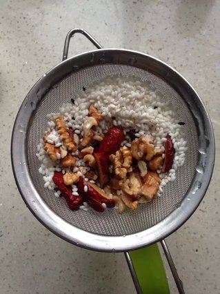 核桃紅棗糯米露