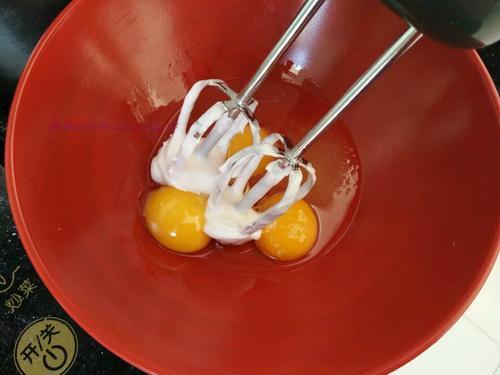 六寸戚風(fēng)的做法