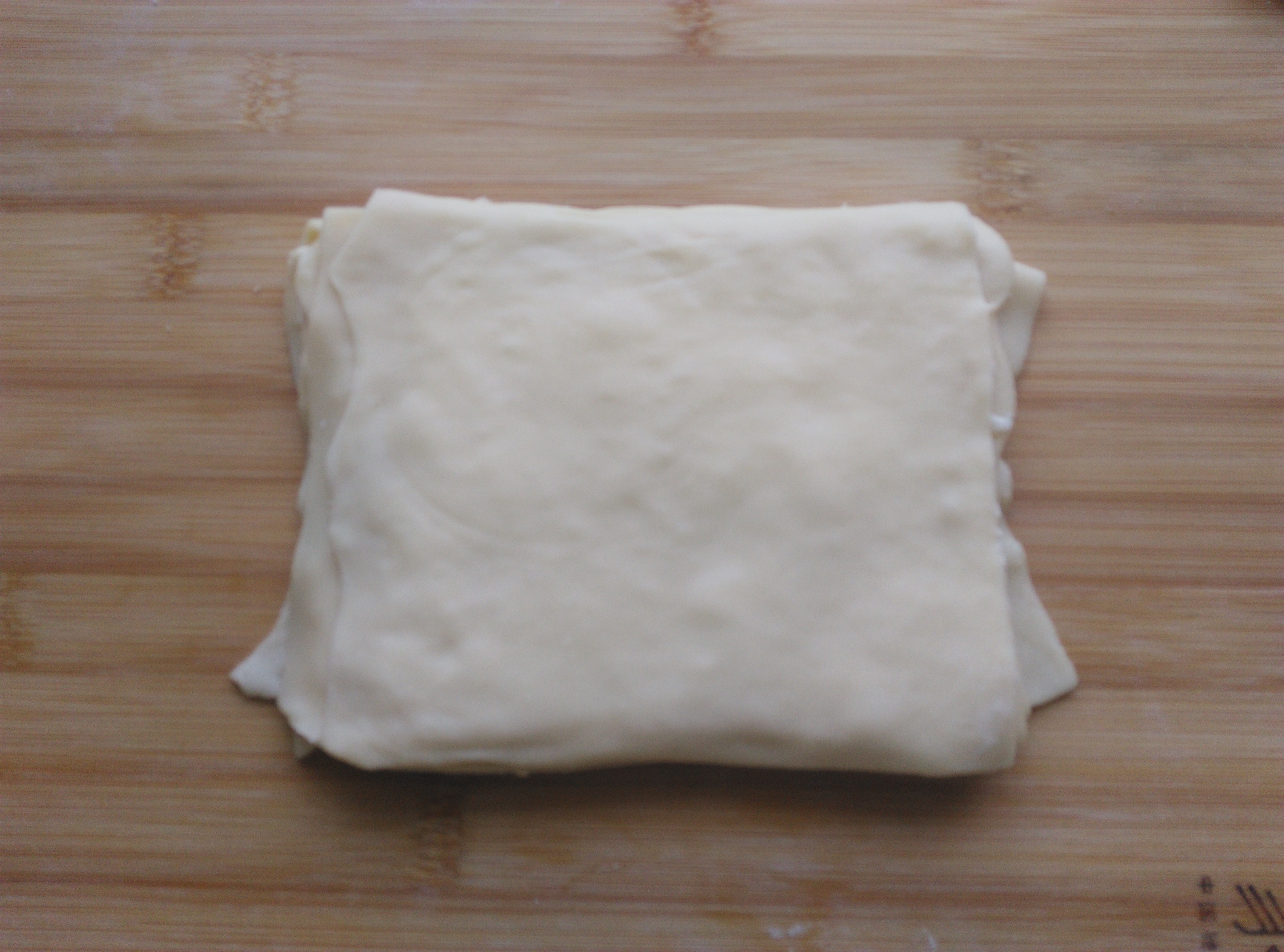 愛心椰蓉千層面包