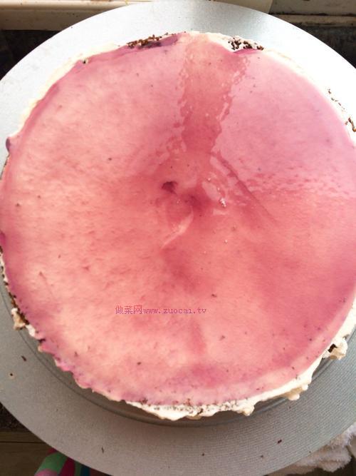 淡奶油水果蛋糕（巧克力蛋糕胚）的做法