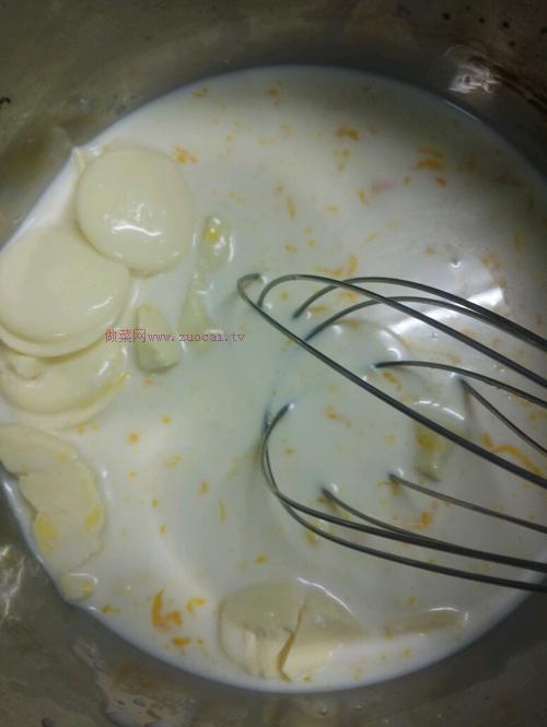 樹(shù)莓白朱古力慕斯的做法