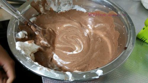 可可戚風蛋糕(8寸)的做法