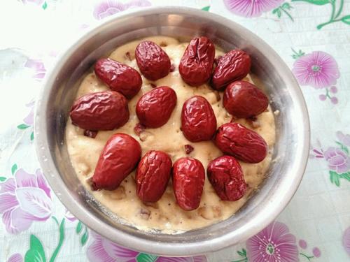 玉米面紅棗發(fā)糕