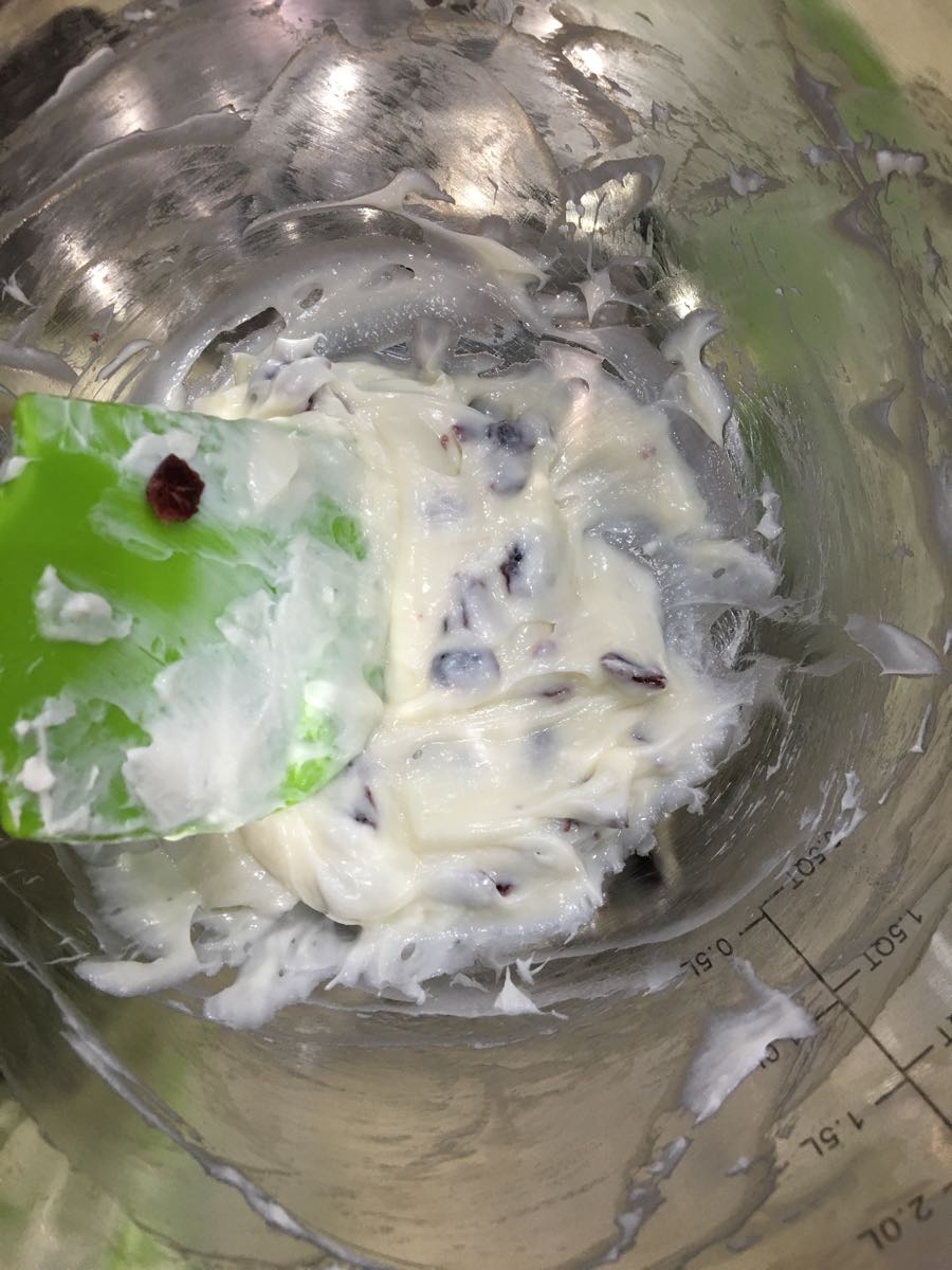 蔓越莓多多乳酪軟歐包