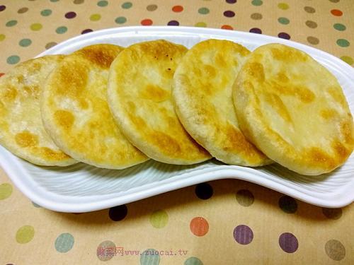 牛肉胡蘿卜餡餅的做法