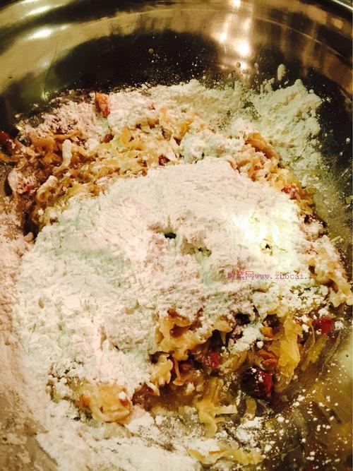 蒸臘味蘿卜糕的做法