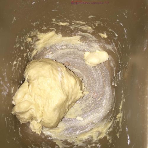 月牙面包(超級(jí)松軟拉絲)的做法