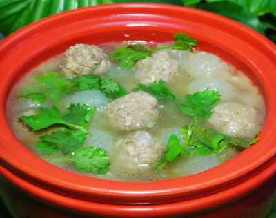 冬瓜羊肉丸子湯的做法，秋季怎么吃羊肉不上火