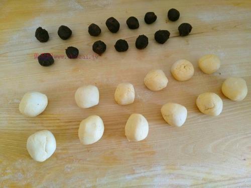 黃金球~南瓜芝麻球的做法