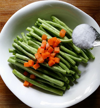 嘎嘎多牦牛肉醬豇豆的做法步驟：3