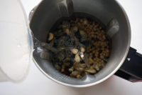 紅豆腰果豆?jié){的做法步驟3