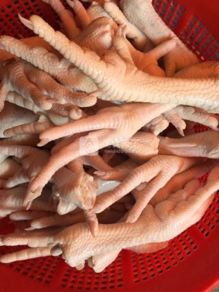 泡椒鳳爪的做法步驟:1