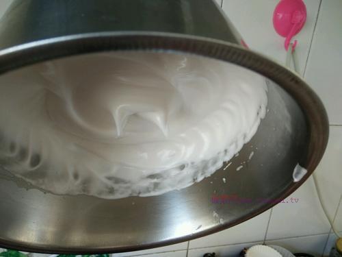 六寸戚風(fēng)的做法