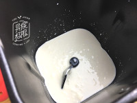 奶油面包的做法步驟1