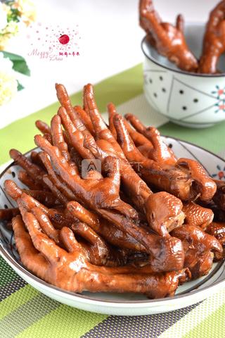 鹵雞爪的做法步驟：4