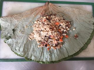 荷葉雞肉糯米飯的做法步驟:12