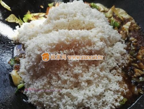 卷心菜燜飯(電壓鍋版)的做法