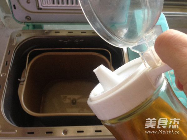 面包機(jī)香菇臘味飯的做法